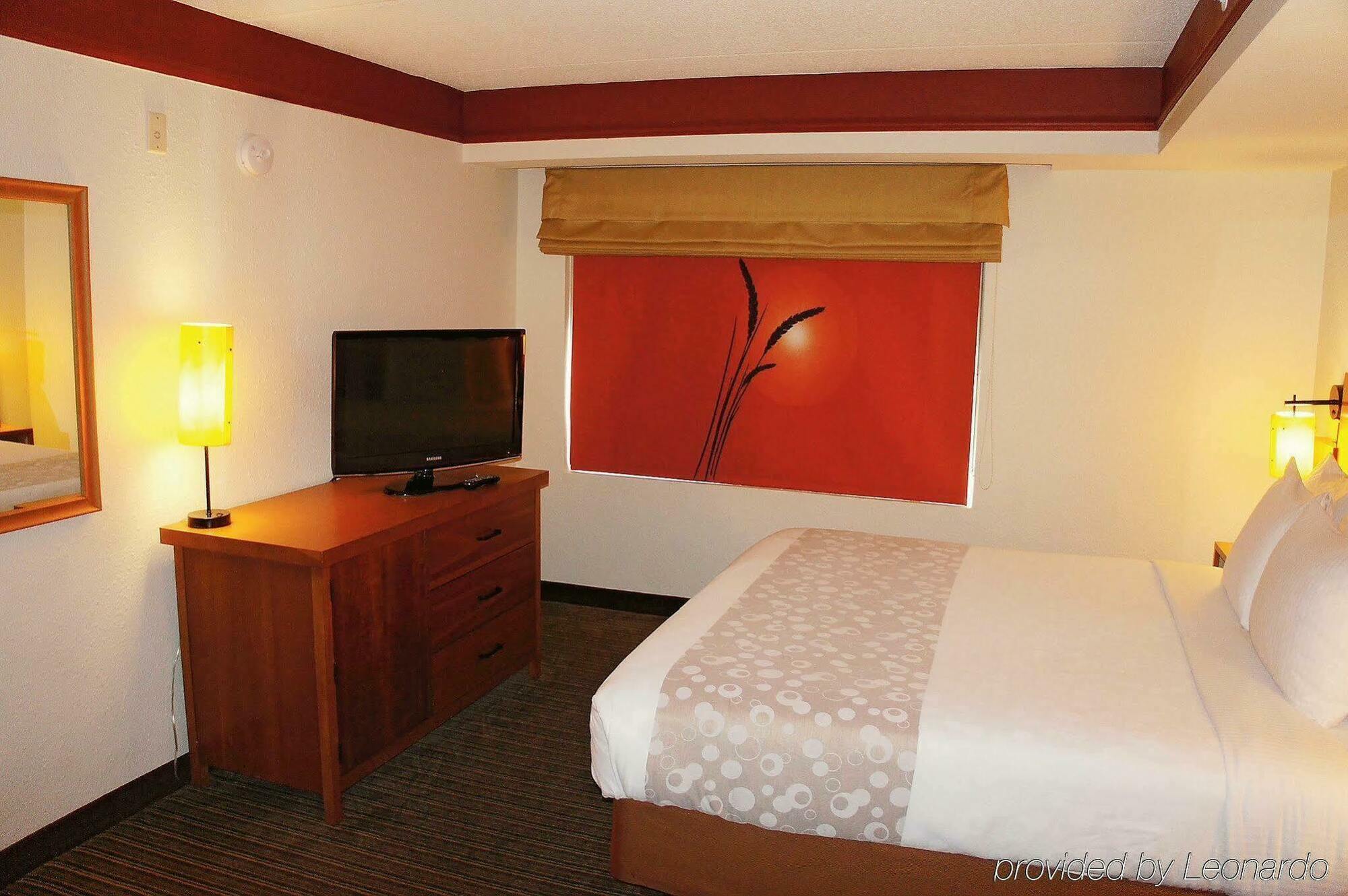Hotel La Quinta By Wyndham Atlanta Perimeter Medical Sandy Springs Exterior foto